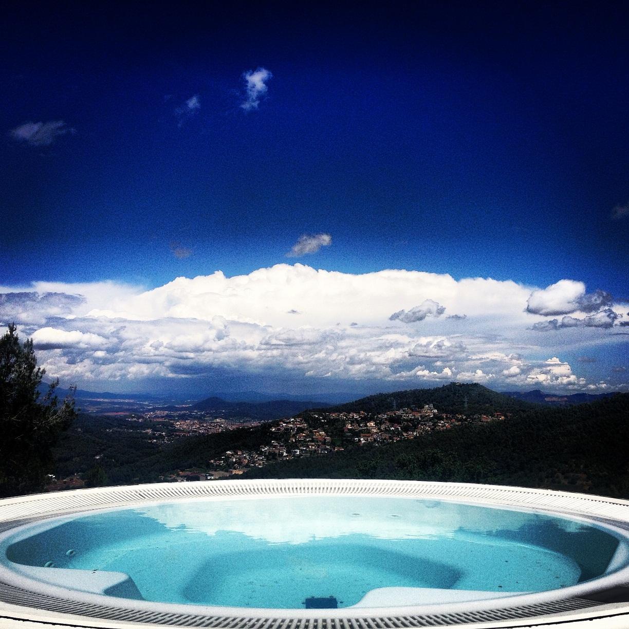 ホテル プティット ミラドール Torrelles De Llobregat エクステリア 写真
