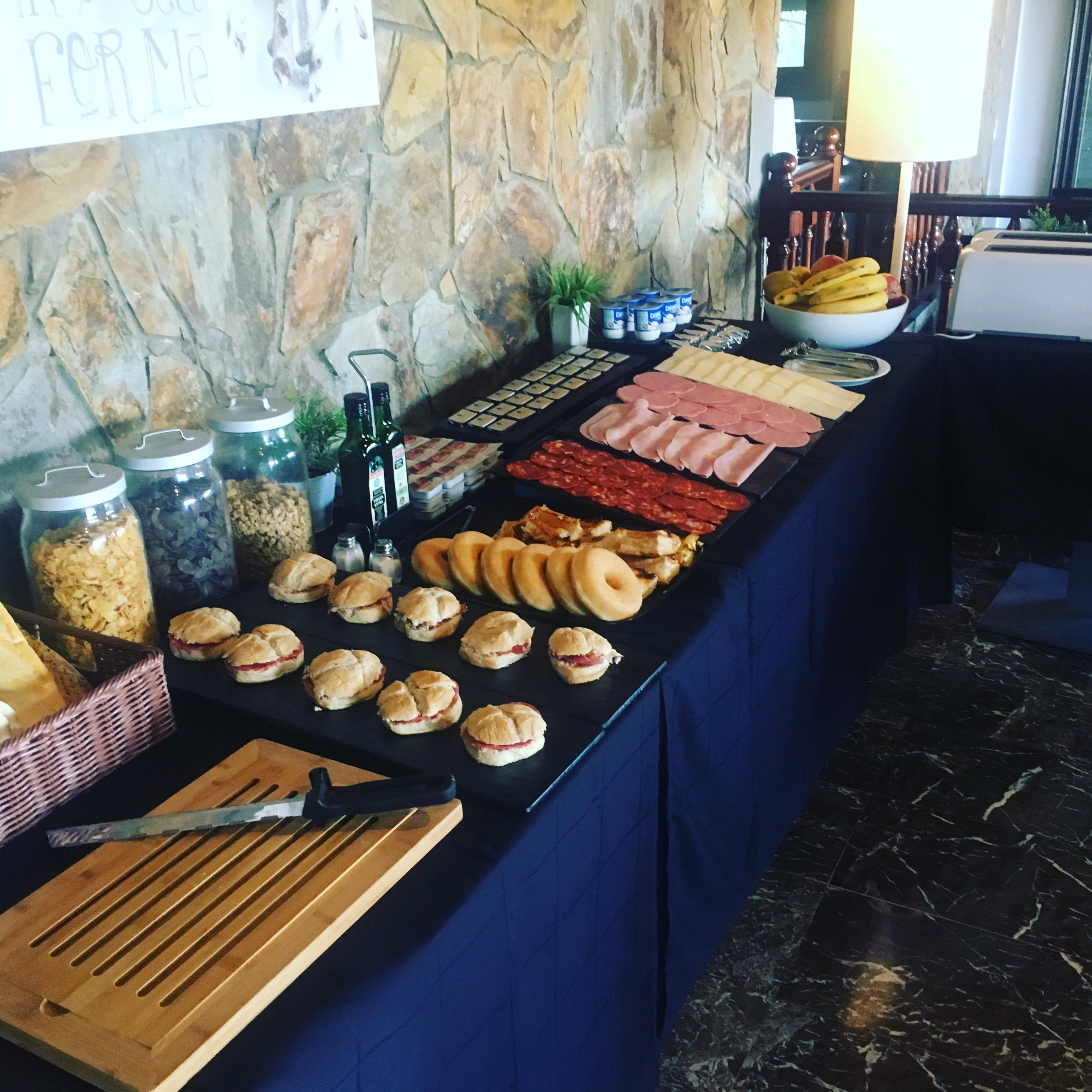 ホテル プティット ミラドール Torrelles De Llobregat エクステリア 写真