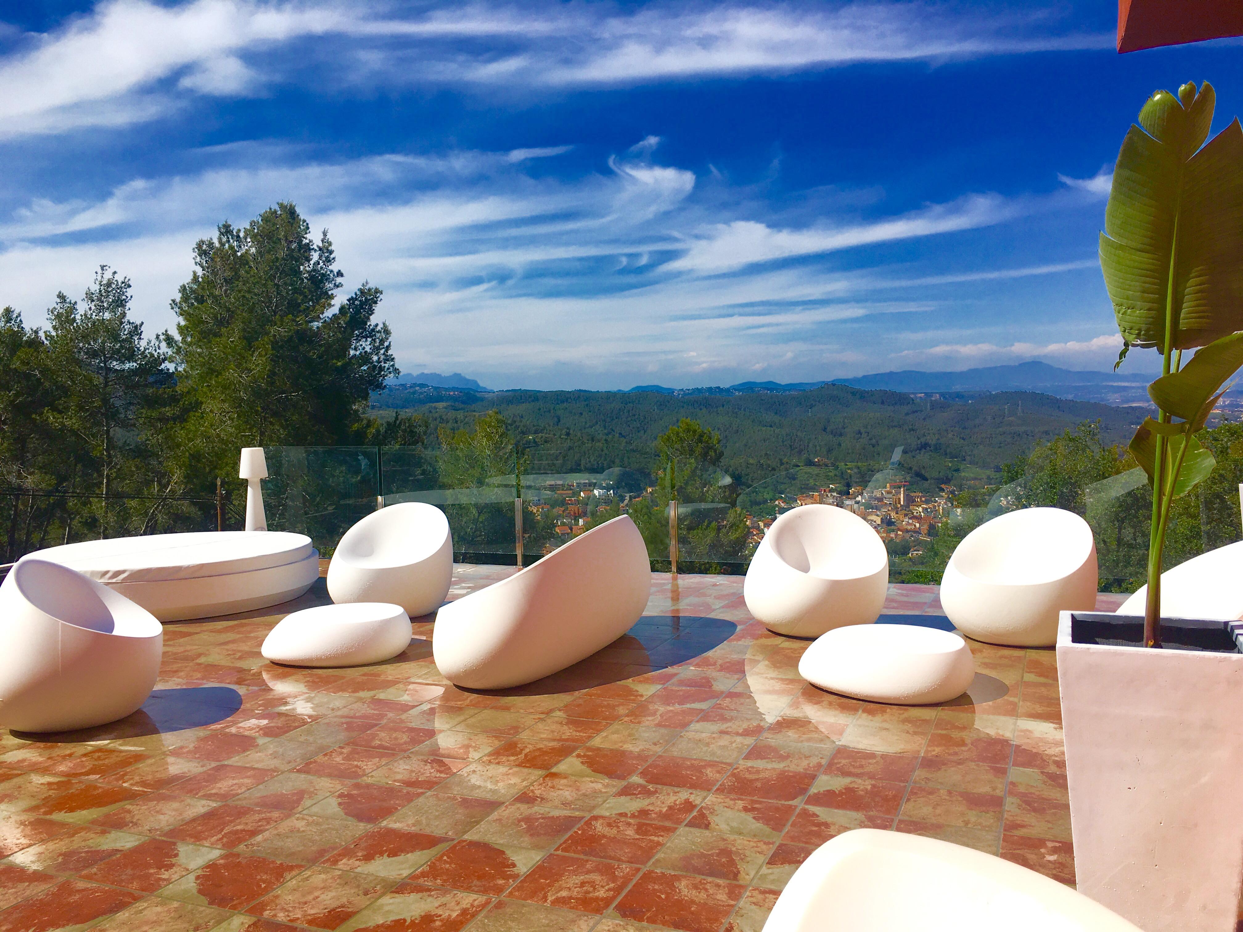 ホテル プティット ミラドール Torrelles De Llobregat エクステリア 写真